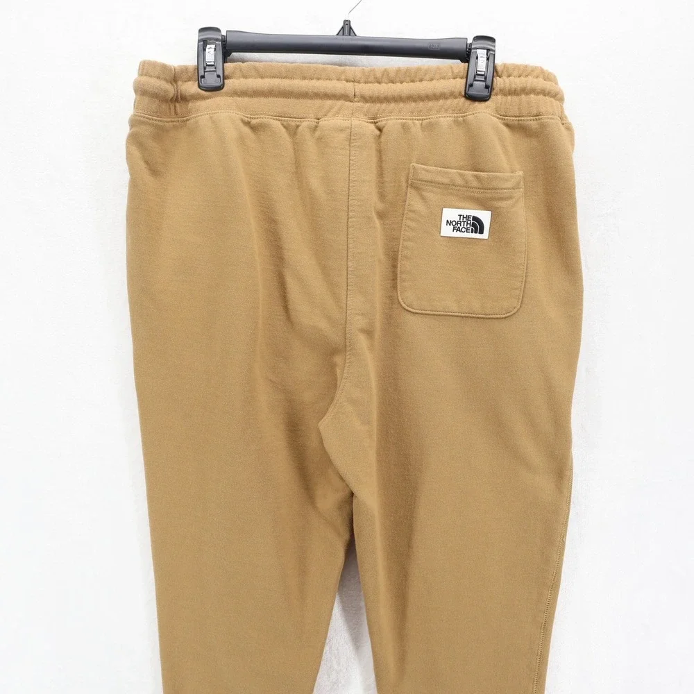 The North Face Mens Heritage Patch Joggers Brown Tan Sweatpants A7WXI Size L